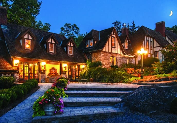 Hillbrook Inn and Spa Exterior