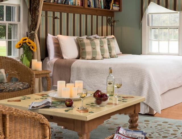 room with candles
