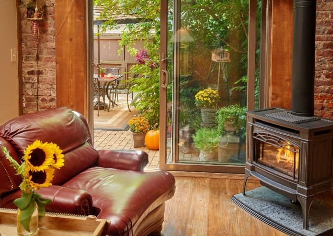 jpalen house Roost Private Courtyard