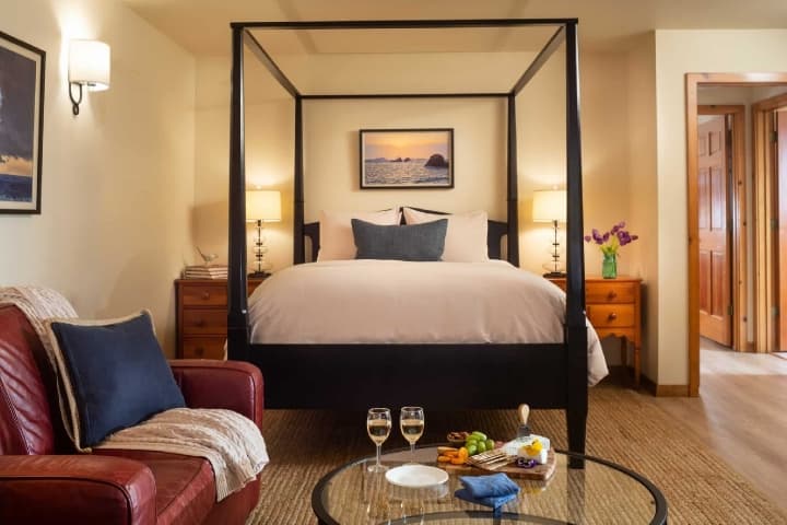 room with a sitting place