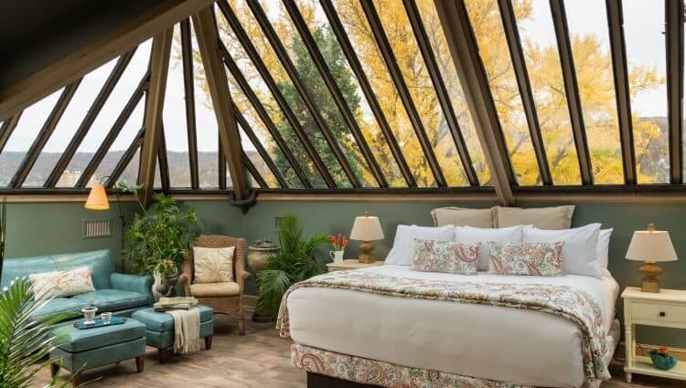 The glass ceiling bedroom at Sayre Mansion
