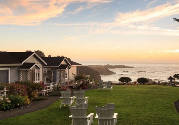 Sea Rock Inn along the coast of California