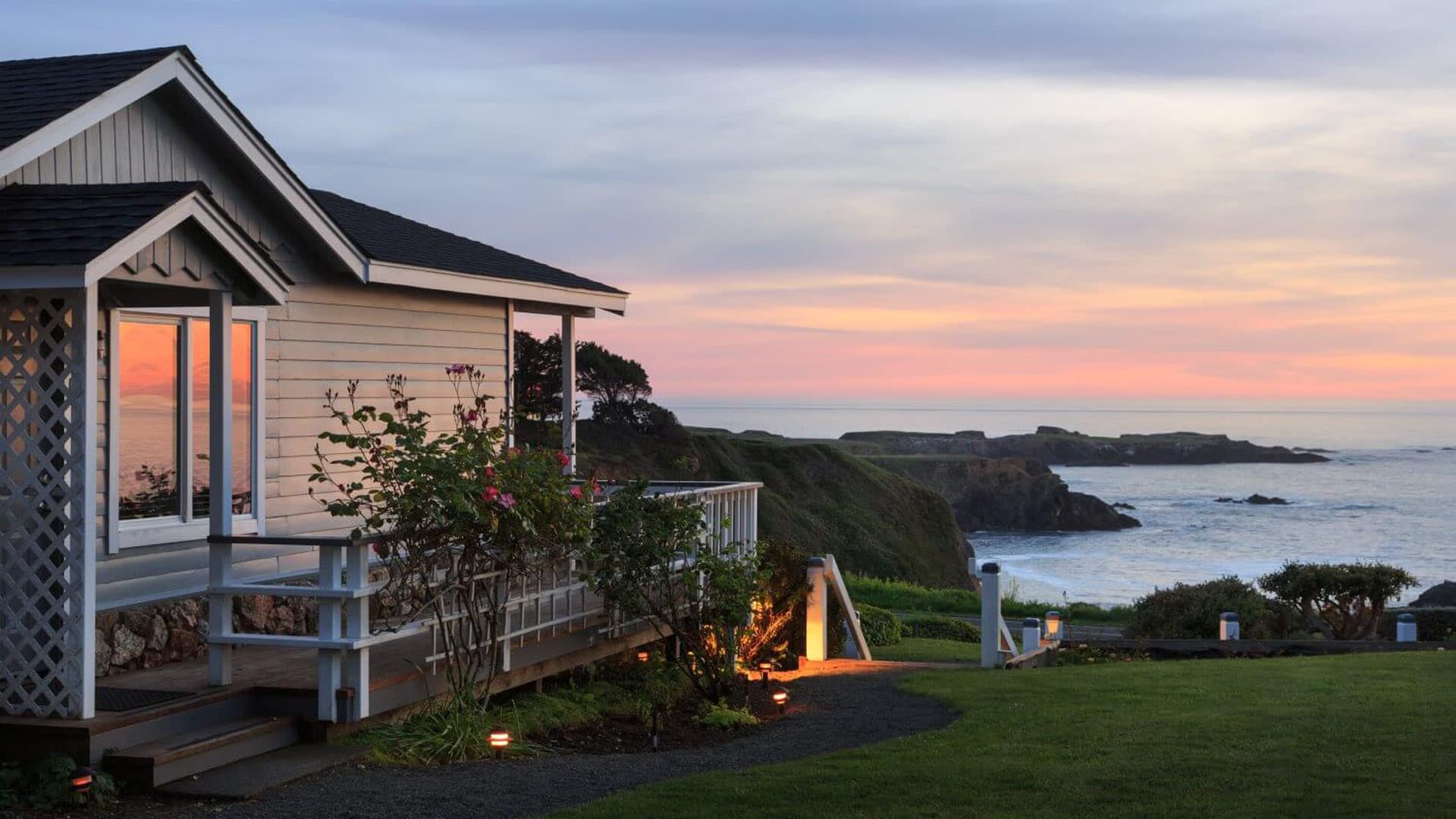 Sea Rock Inn at sunset