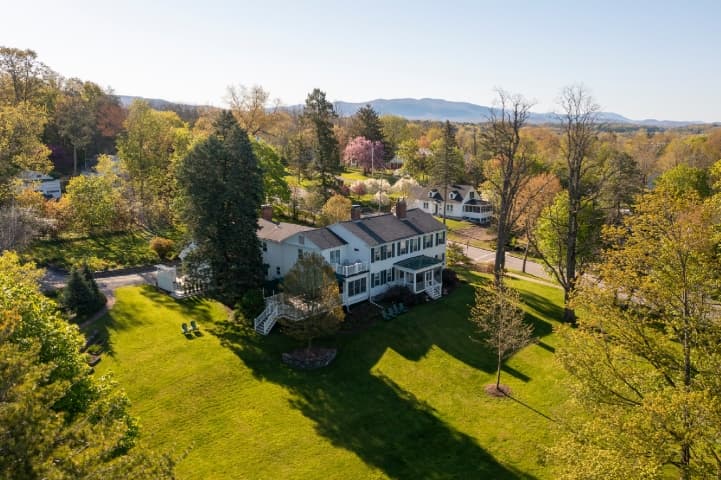 Airel drone shot of Swift House Inn