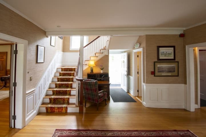 Swift House Inn interior staircase