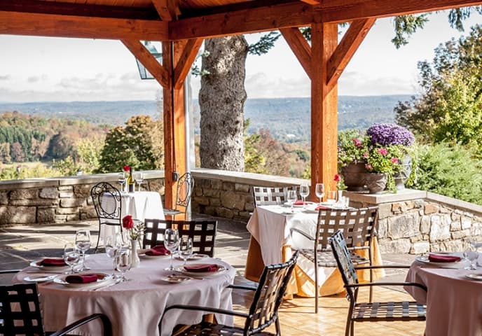 French Manor Outdoor Dining