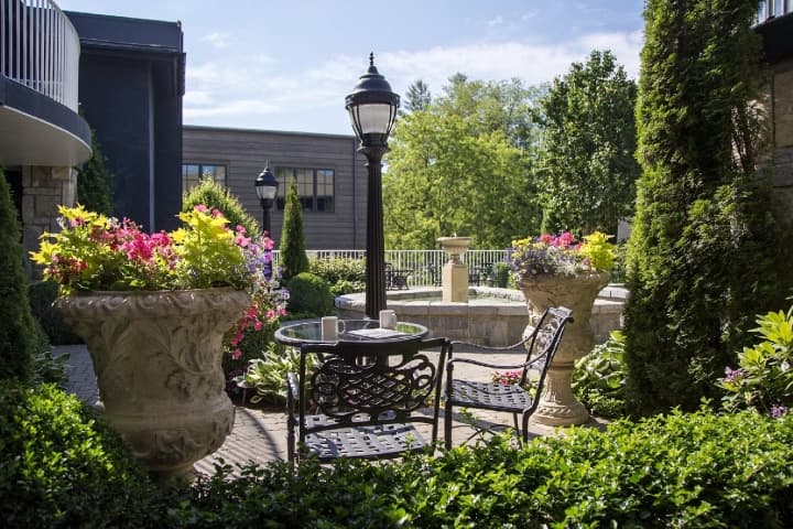 Park on Main Courtyard