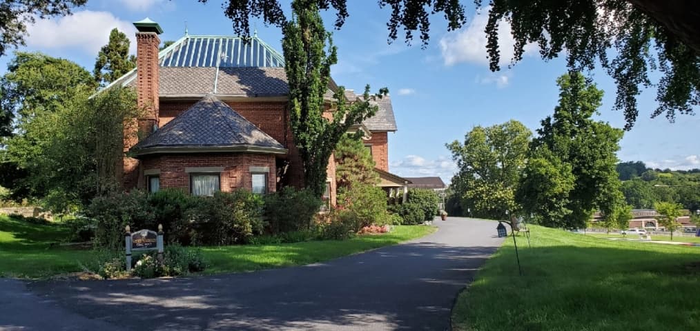 Sayre Mansion Entrance