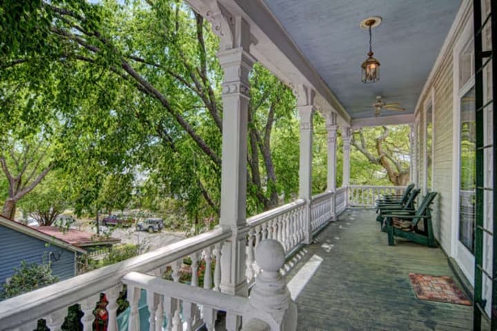 The Verandas Veranda