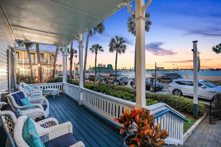 bayfront-front