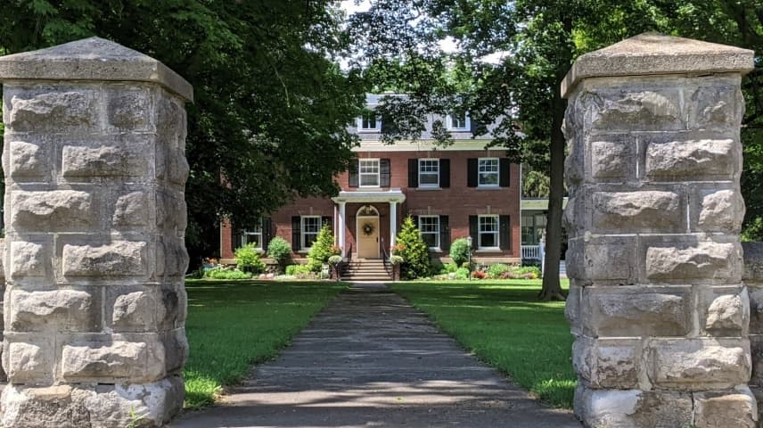 250th Anniversary Heritage Getaway Package