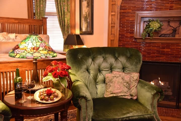 green chair