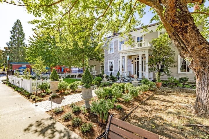 McCully House Inn