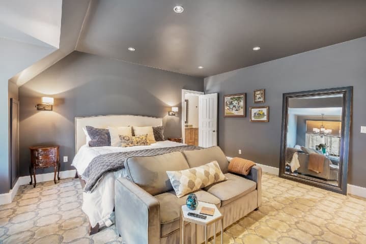 Suite at The River House
