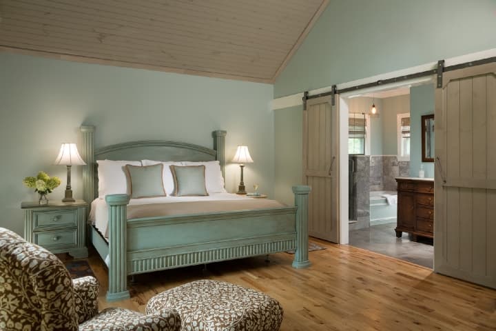 chanticleer room