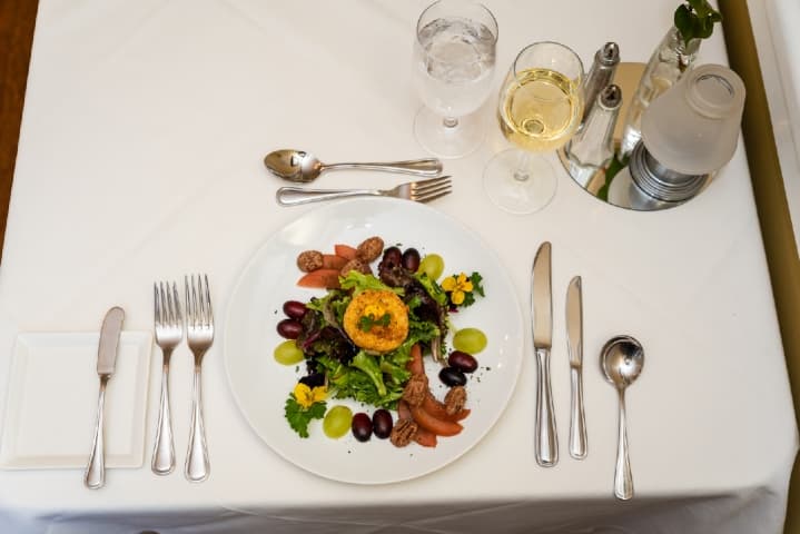 goat cheese salad