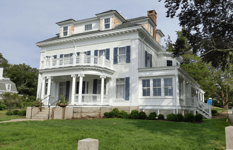 Front of the Main House at the Margin Street Inn