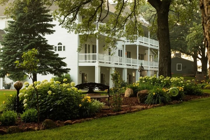 The Oakwood Inn Okoboji