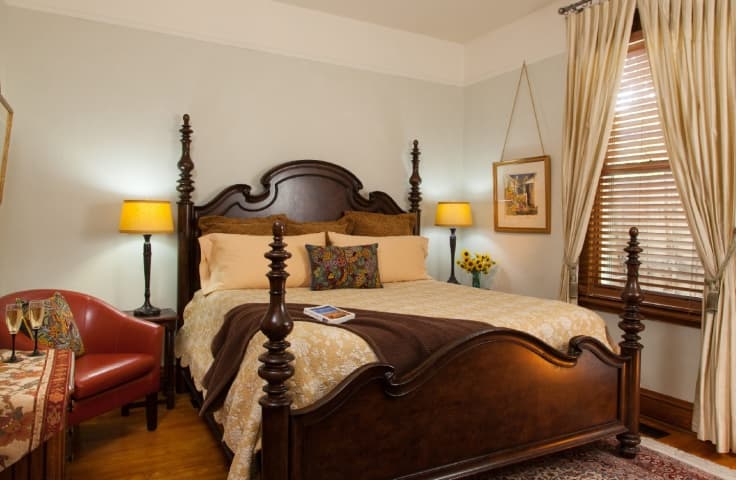 FourKachinasbed
