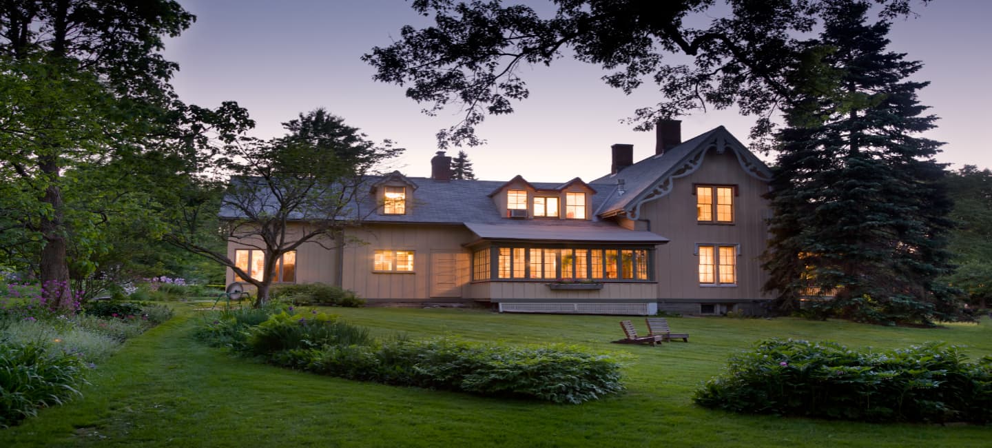 The Inn at Gothic Eves